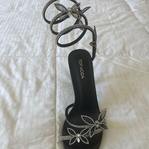 Sparkly Spiral Black Stiletto 4”